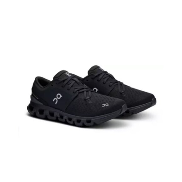 Women's Cloud X 4 | Black | On United States - Picture 2 of 4